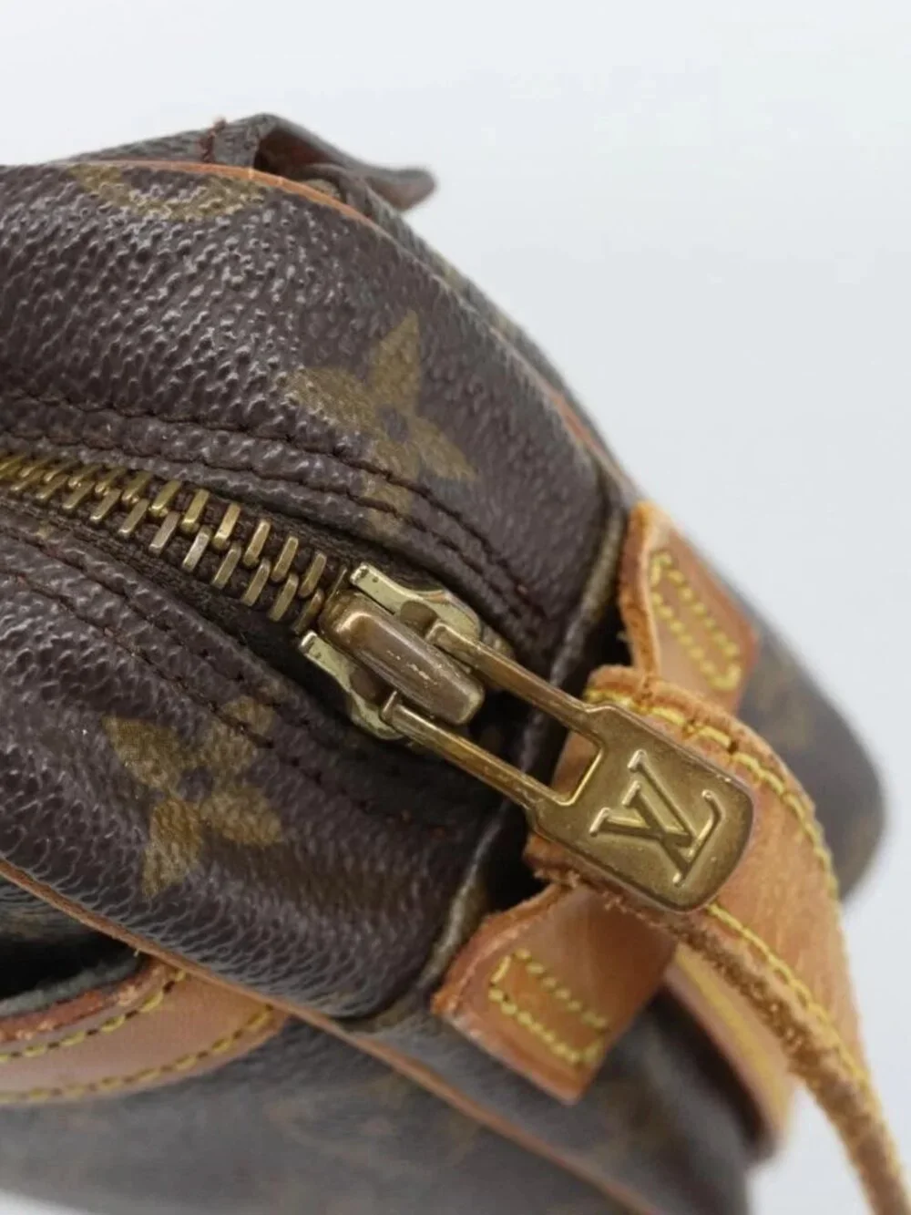 LOUIS VUITTON Monogram Jeune Fille MM Shoulder Bag M51226 LV Auth 186584